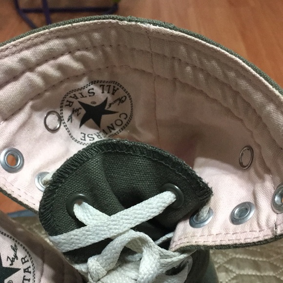 🔥Host Pick Vintage Converse Roll Down Sneakers🔥 - Picture 3 of 7